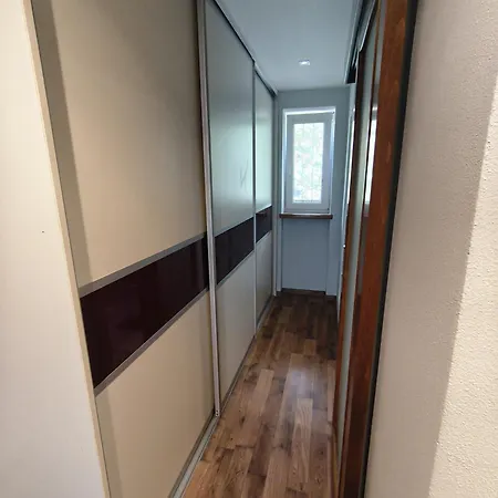 2 Izbovy Apartamento