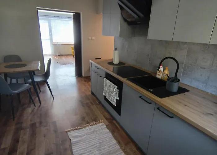 2 Izbovy Apartamento *