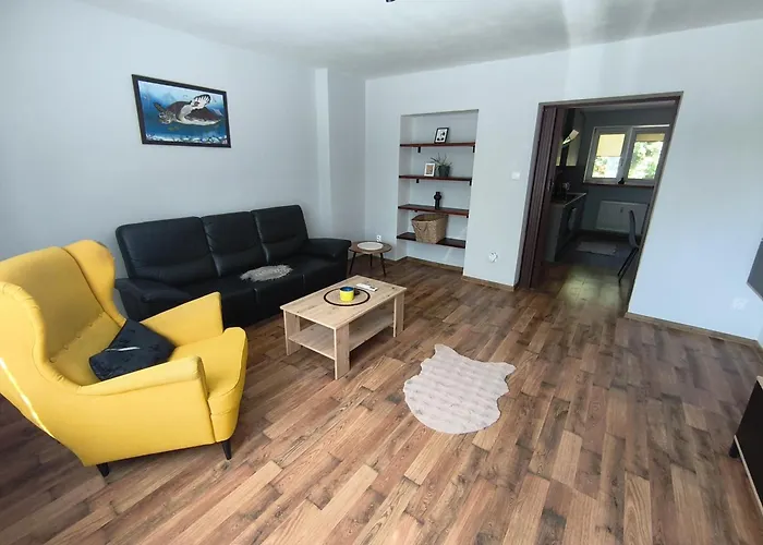 2 Izbovy Apartamento